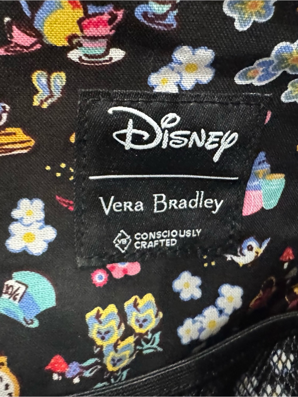 Vera Bradley Disney Large Travel Duffel Bag Classics On The Green 100 Years - Picture 4 of 4